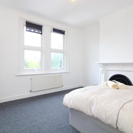 Cosy Room In Stafford Road سوثامبتون المظهر الخارجي الصورة